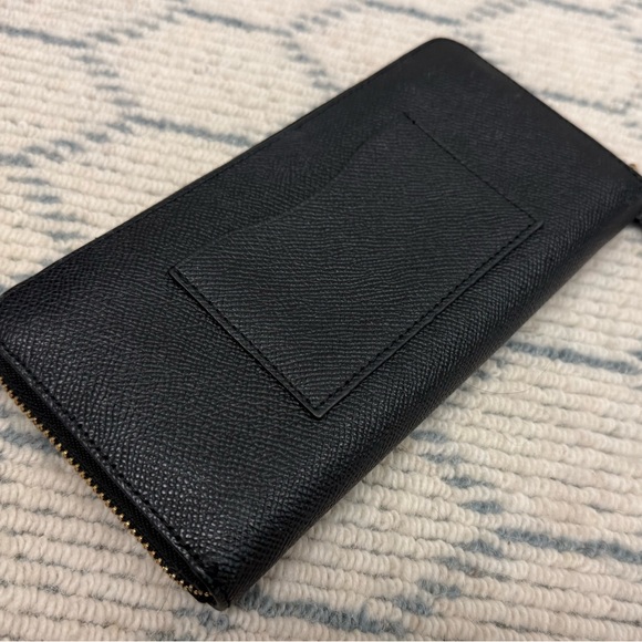 SOLD COACH Classic Everyday Accordion Long Zip Around Crossgrain Wallet - Picture 8 of 16
